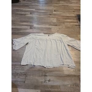 Old navy xxl women's off white flowy blouse with crochet lace detail
